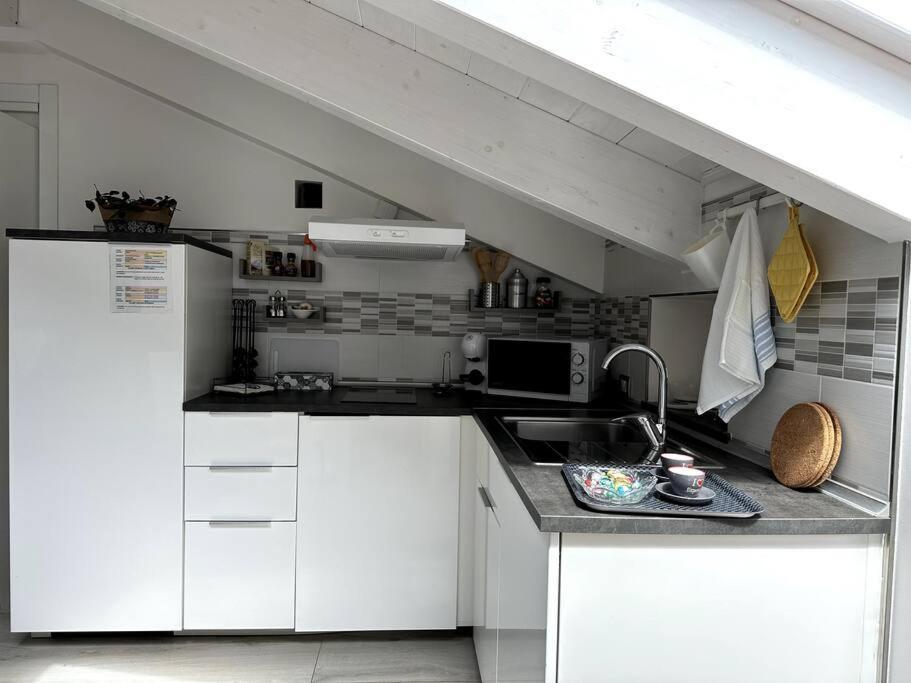 The Sweet Attic Room - De Vivo Realty Meta Di Sorrento Bagian luar foto