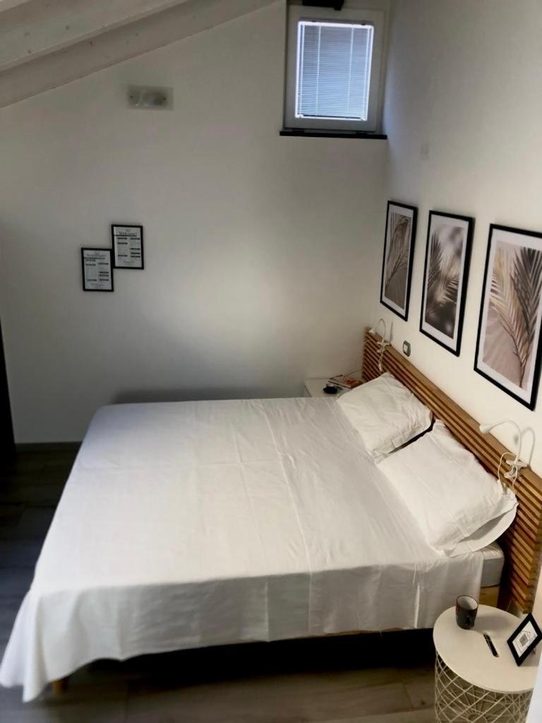 The Sweet Attic Room - De Vivo Realty Meta Di Sorrento Bagian luar foto